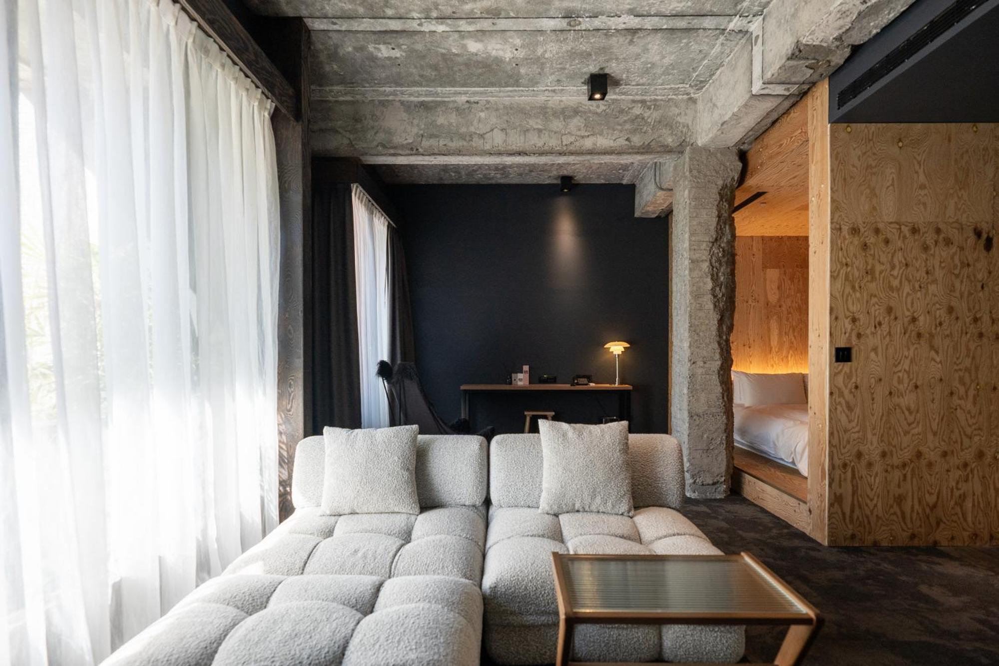 Sof Hotel Taichung Bagian luar foto
