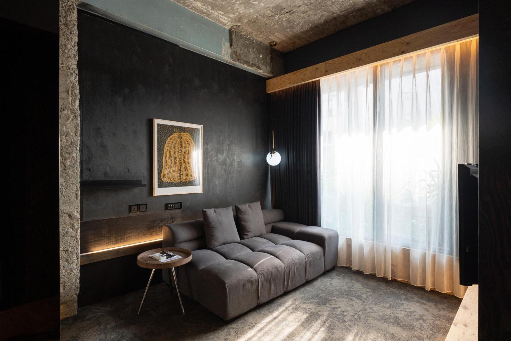 Sof Hotel Taichung Bagian luar foto